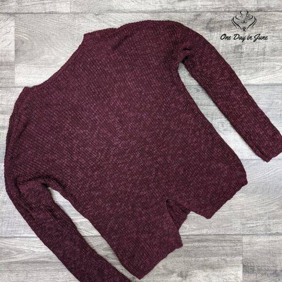 Guess Long Sleeve Knit Sweater Size M - Picture 3 of 3